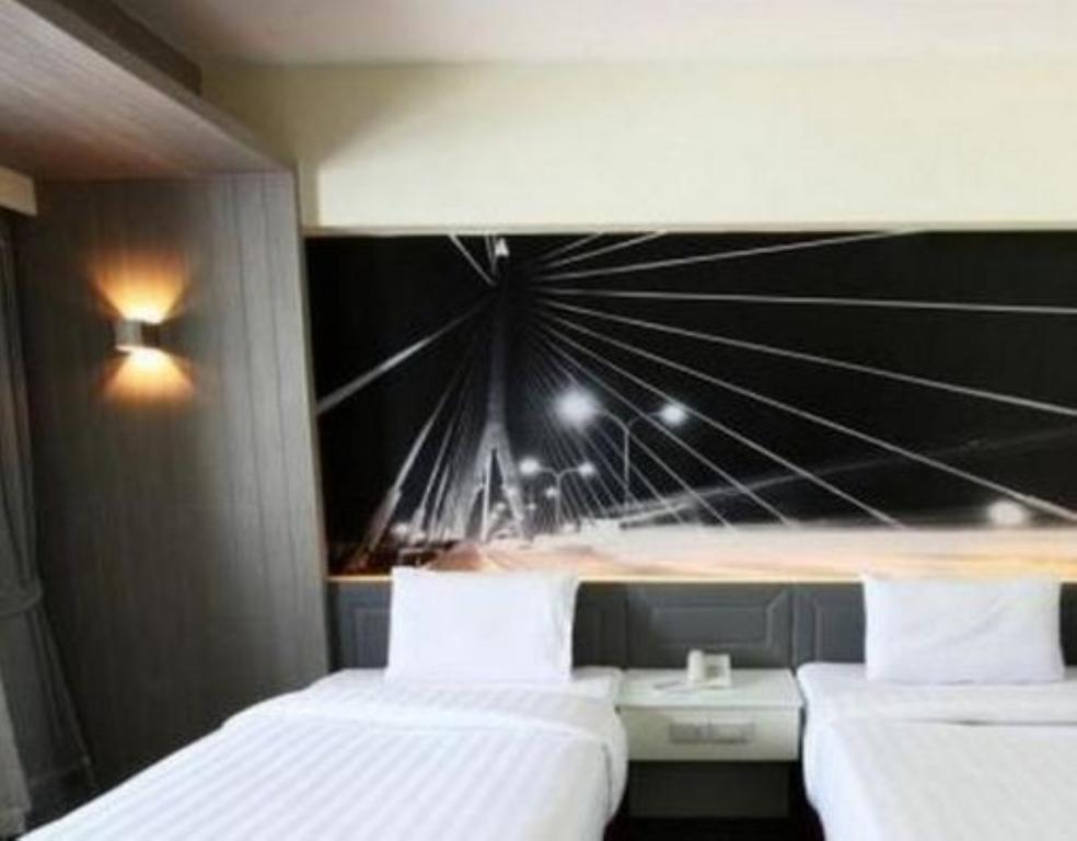 Hotel PAPA Bangkok Siriraj Bagian luar foto