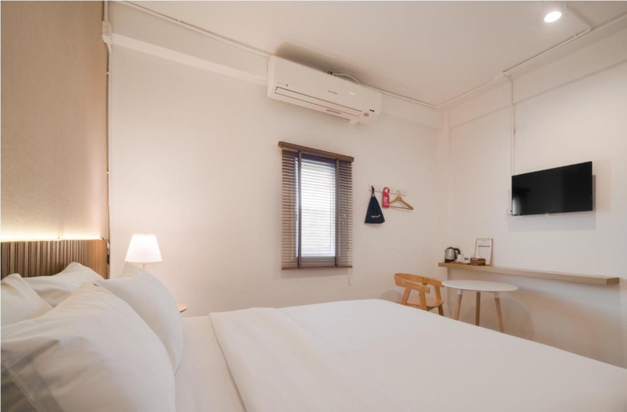 Hotel PAPA Bangkok Siriraj Bagian luar foto